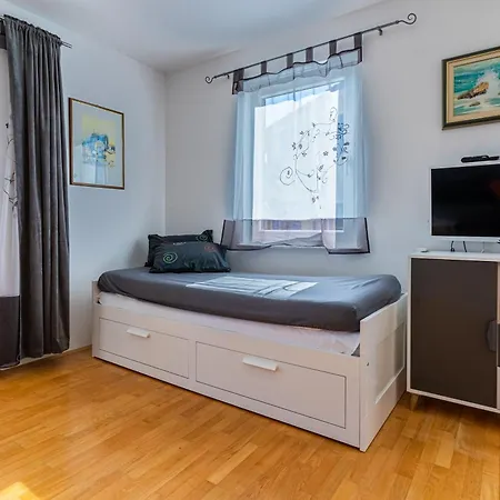 Kristian Appartement Cres