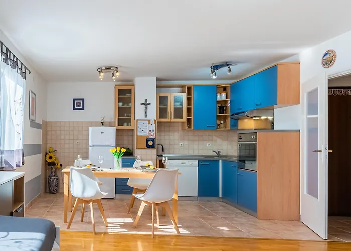 Apartment Kristian *