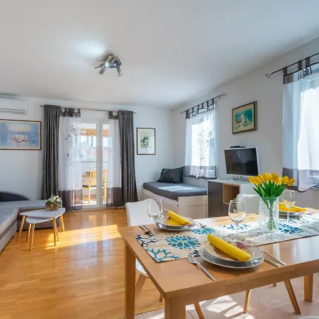 Apartment Apartment Kristian