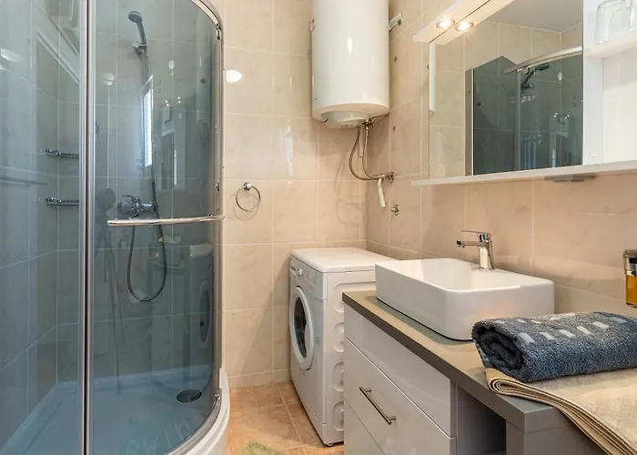 Kristian Апартаменты Црес